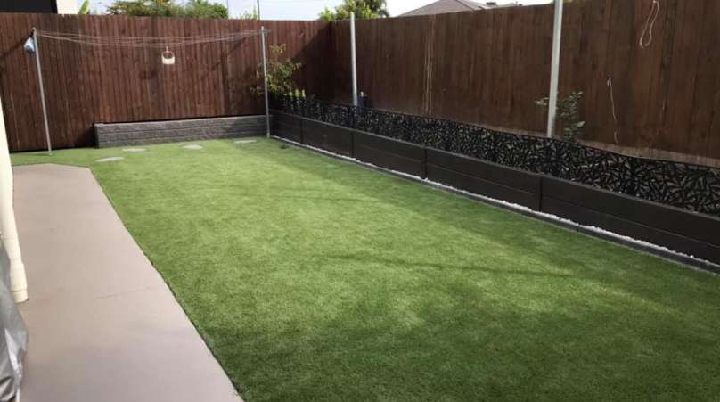Enhancing Your Ipswich Property: A Concrete Sleeper And Colorbond Combo